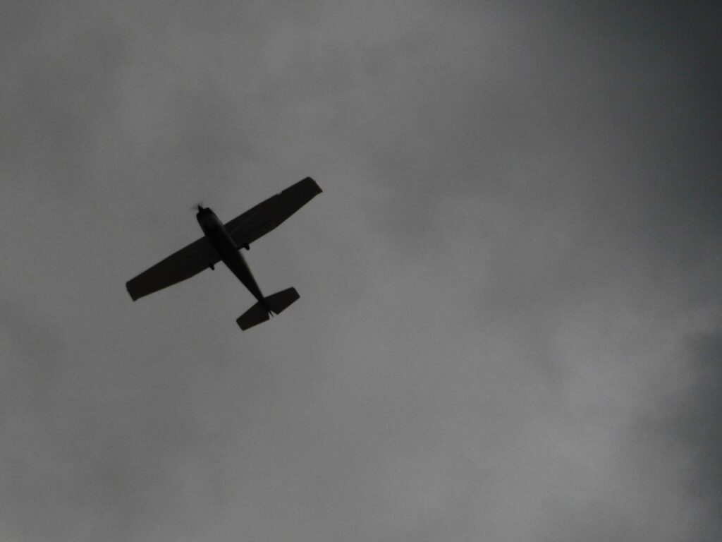 Aviation! Airports and Airplanes! Minimalism!
